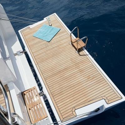 Bavaria C50 Piattaforma Bagno