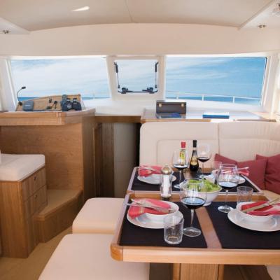 Moody 45 Ds Verso Prua